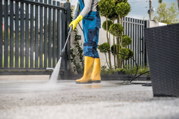 Professional Pressure Washing Services in Greenacres, CA